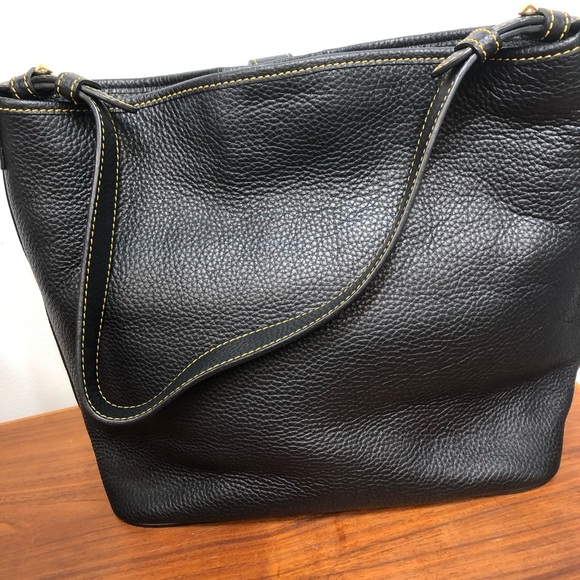 Dooney & Bourke Black Pebbled Leather Handbag - Gorgeous Details - EUC - Picture 4 of 14